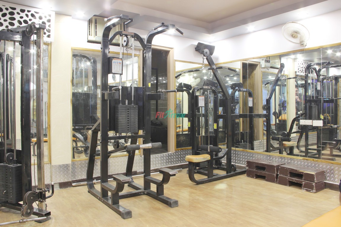 Body Building Vikas Puri| Weight Gain training Gym Vikaspuri. Gyms in Vikas Puri delhi, Gyms with AC in Vikas Puri, Gyms with Cardio Theatre in Vikas Puri, Gyms with Changing Room in Vikas Puri, Gyms with Free Parking in Vikas Puri, Gyms with Personal Training in Vikas Puri, Gyms with Resistance Machines in Vikas Puri