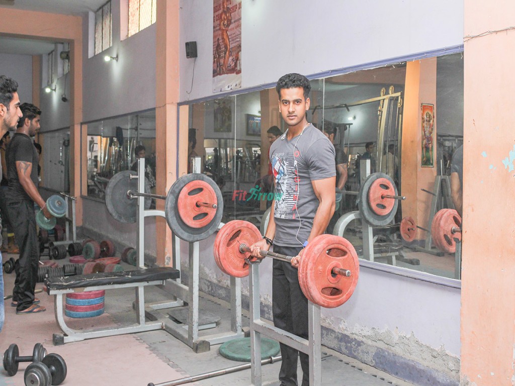 gyms in nangloi,fitness future in nangloi,body building in nangloi,gyms in delhi,weight loss in nangloi,weightloss in nangloi,yoga in nangloi,aerobics in nangloi