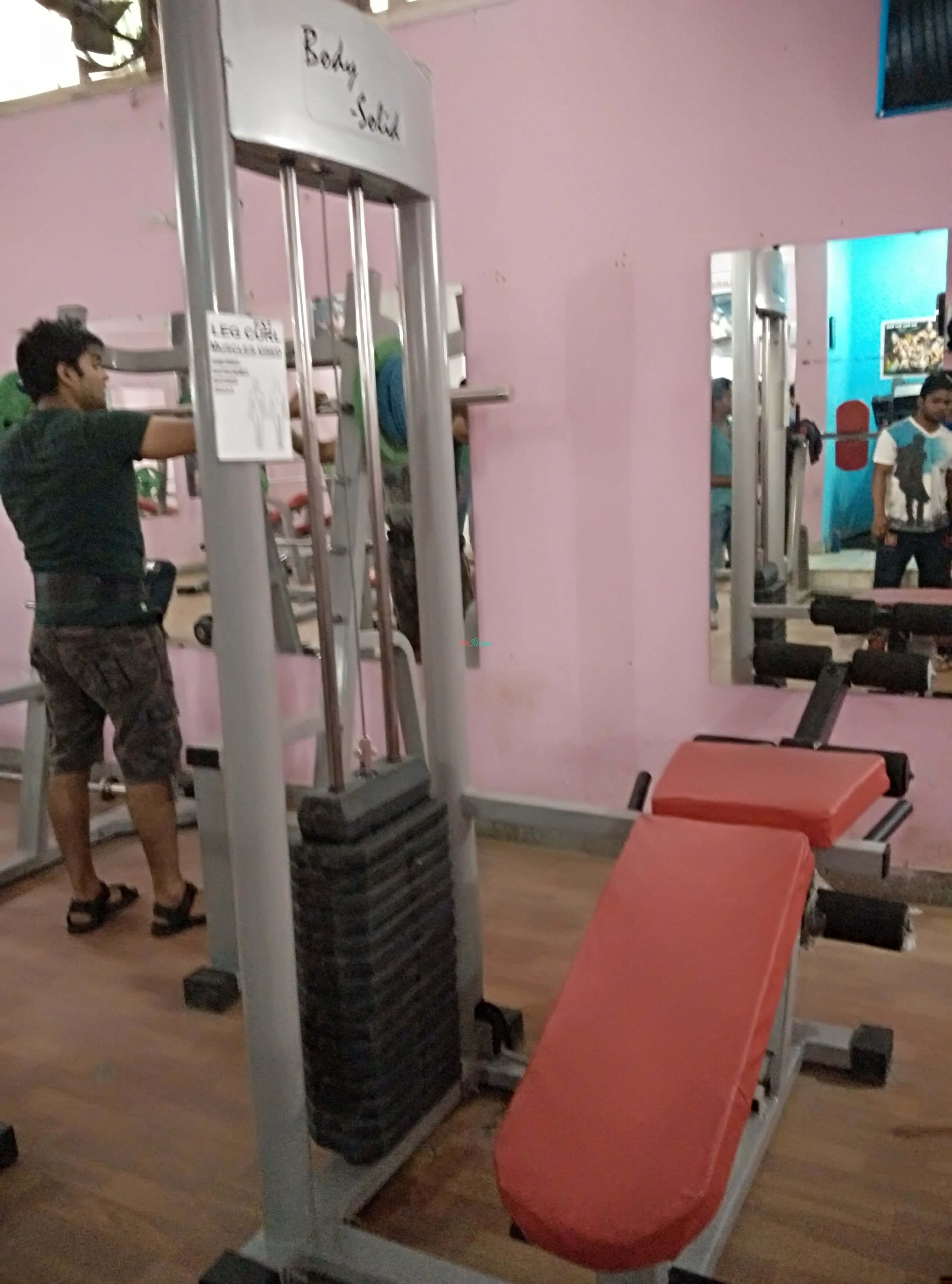 Universal Gym and fitness located at Sec 21, Gurgaon