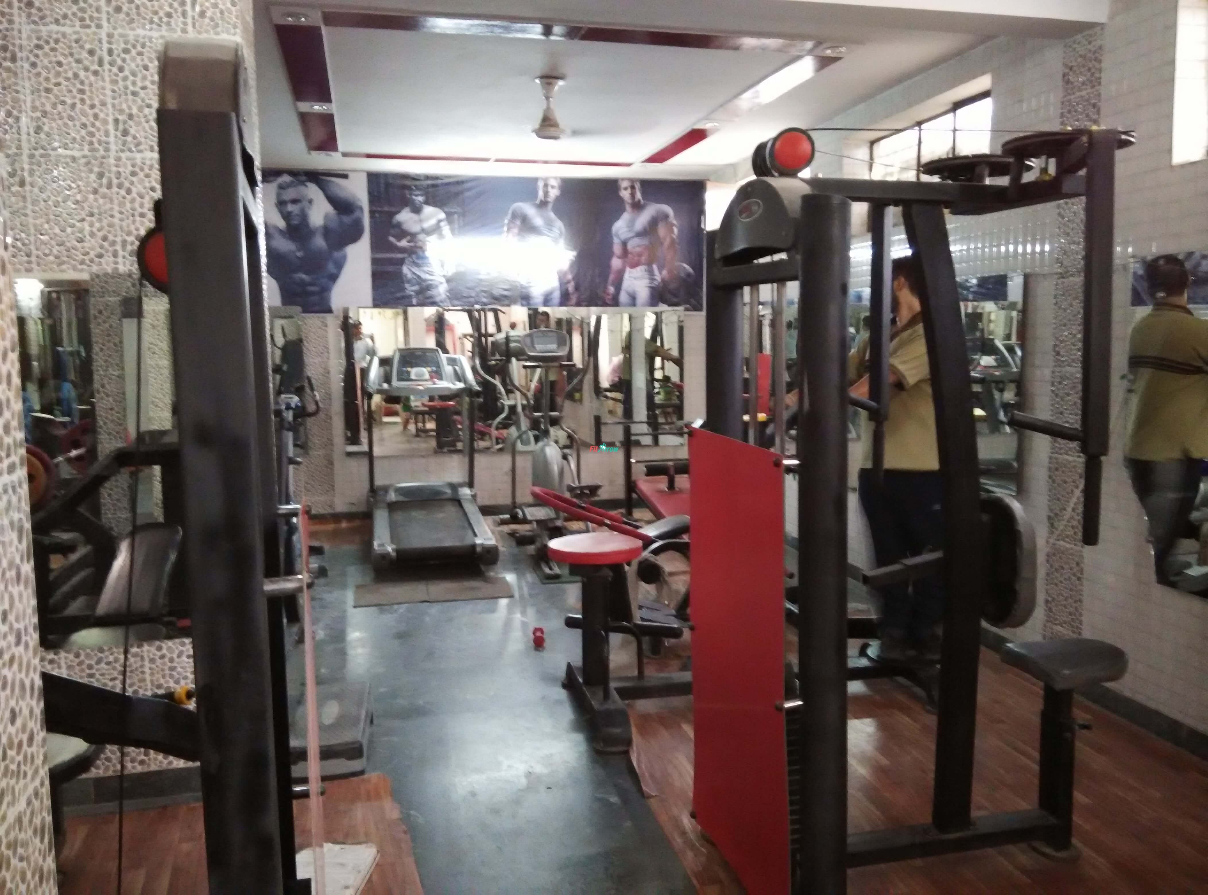 Ganpati Fitness is located at Nathupur, DLF phase 3, Gurgaon. The gym has decent facilities such as with personal trainers and with manual equipments. The environment to exercise is peaceful. The gym is located at the basement