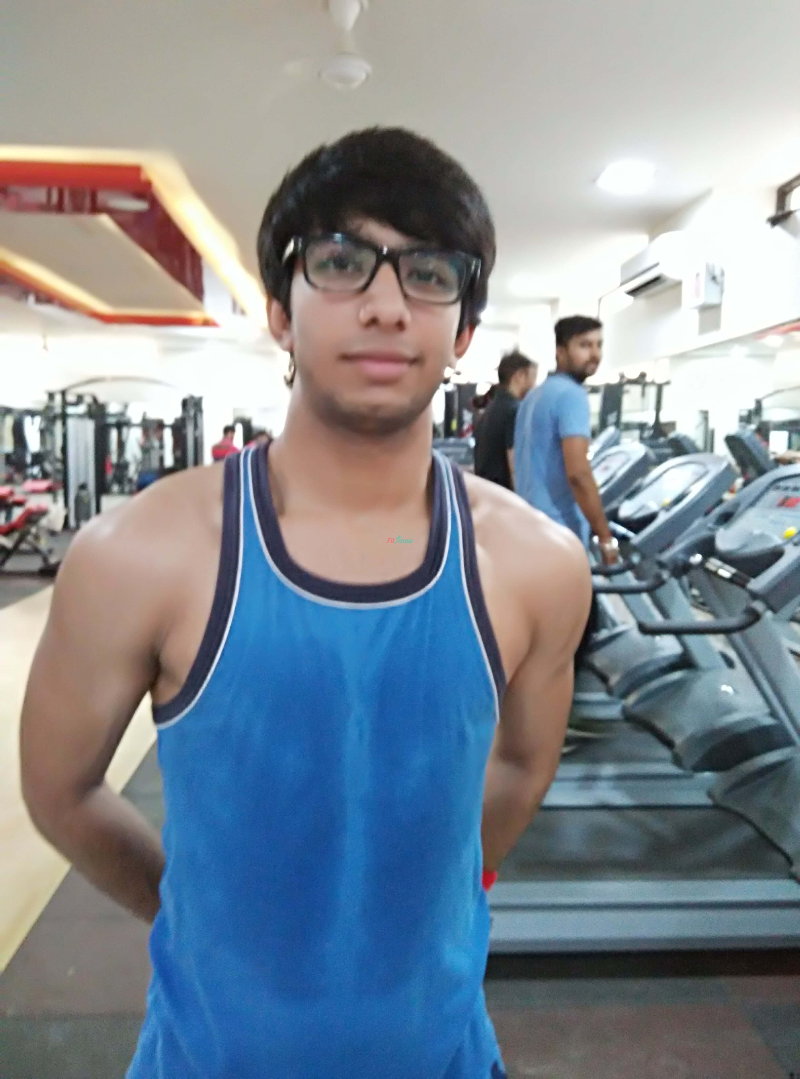 Weight gain Workout ar Build n Burn Gym Sector-14, Gurgaon