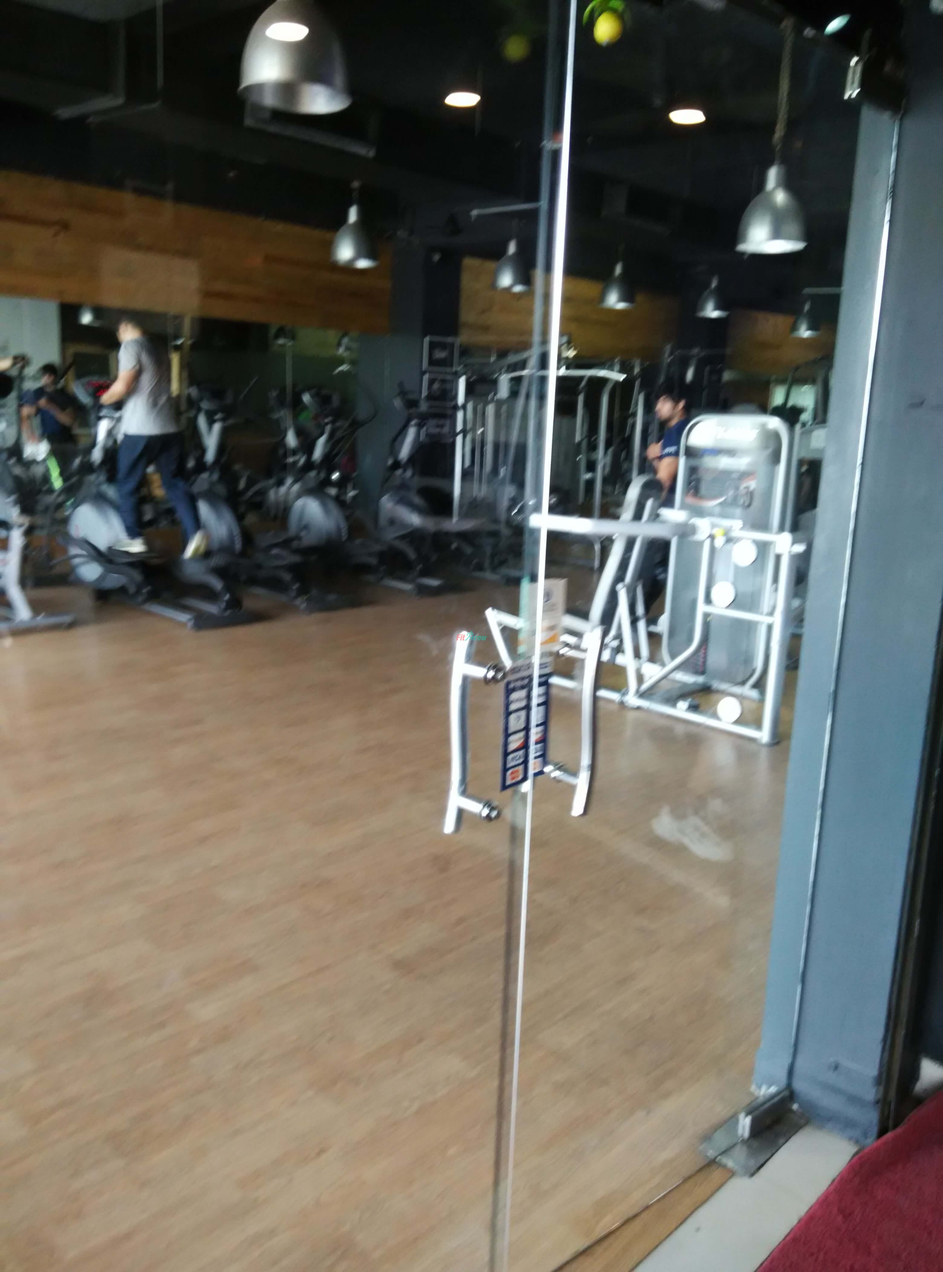 Workout at Hype-the Gym in Sector 14, gurgaon