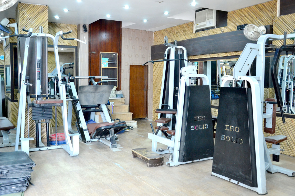 krypton fitness,steam room,pitampura,kick boxing,cardio,weight loss,muscle,body building,aerobics,yoga zumba,health,fitness