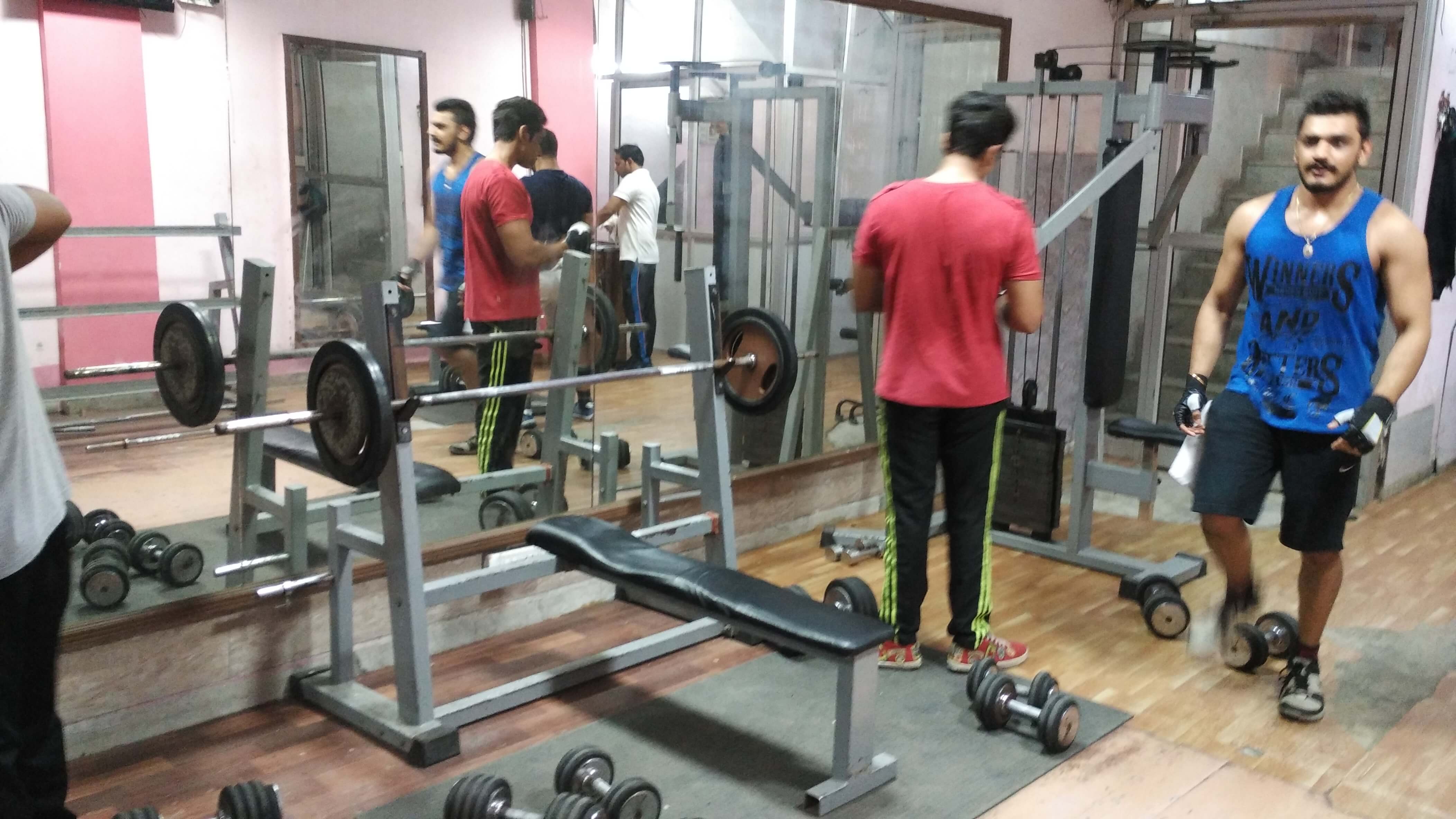 Life Fitness,Jungpura,Jangpura,steam room,lajpat nagar 1, Yoga,Aerobics,Zumba,,gym,fitness,yoga,aerobic,weightloss,muscle,personal trainer,body building,fitness,health