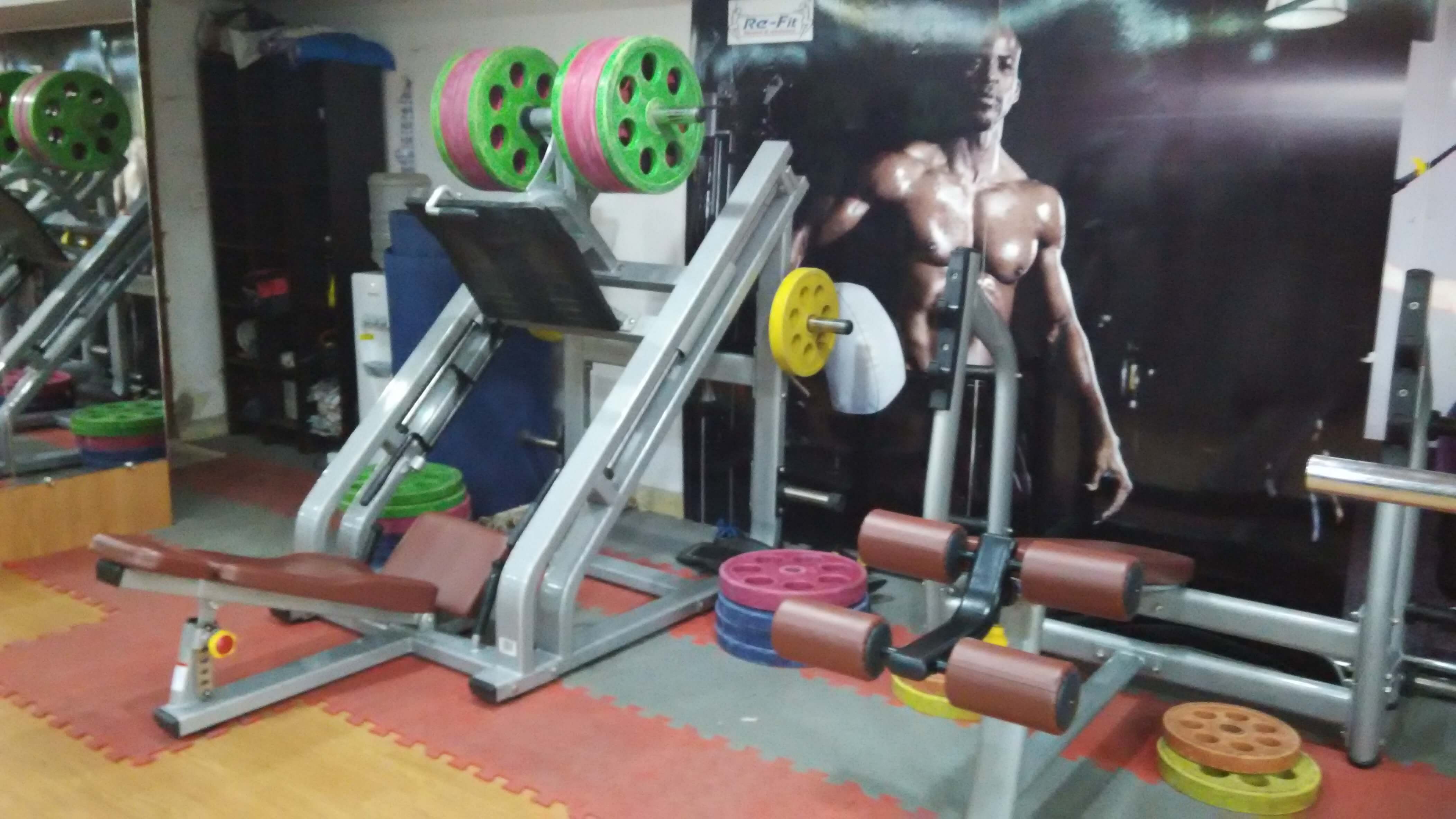 Weight Gain Training at Built Up Gym-Pitampura