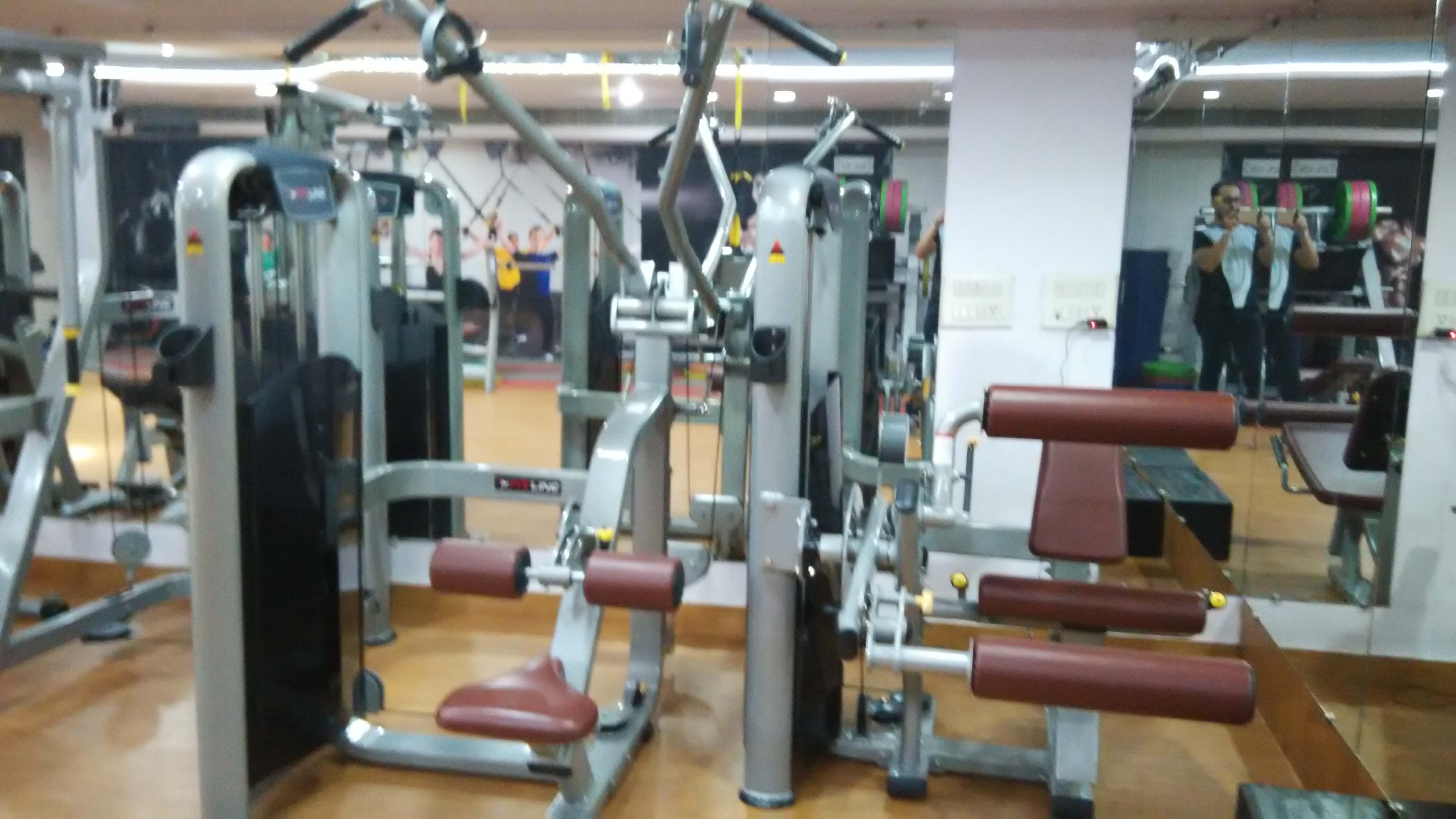 Best Gym and fitness centre near pitampura