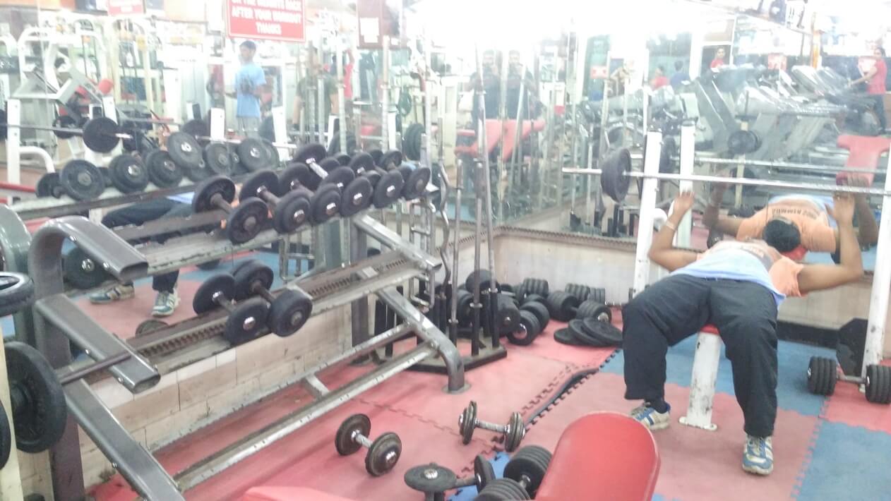 Lifeline health Club,power yoga,lajpat nagar 2, Yoga,Aerobics,Zumba,,gym,fitness,yoga,aerobic,weightloss,muscle,personal trainer,body building,fitness,health