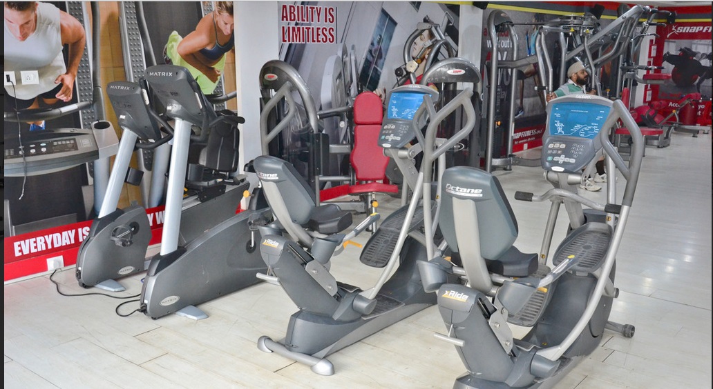 SNAP Fitness Pitampura Delhi| Gym and Fitness Centre. Snap fitness,pitampura,gym,aerobics,yoga,group classes,zumba,cross fit,health,fitness,delhi,weight loss,personal trainer,training,body building