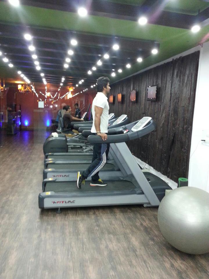 Leo Gradin,south extension 1,south ex 1,aerobics,steam room,lajpat nagar 2, Yoga,Aerobics,Zumba,,gym,fitness,yoga,aerobic,weightloss,muscle,personal trainer,body building,fitness,health