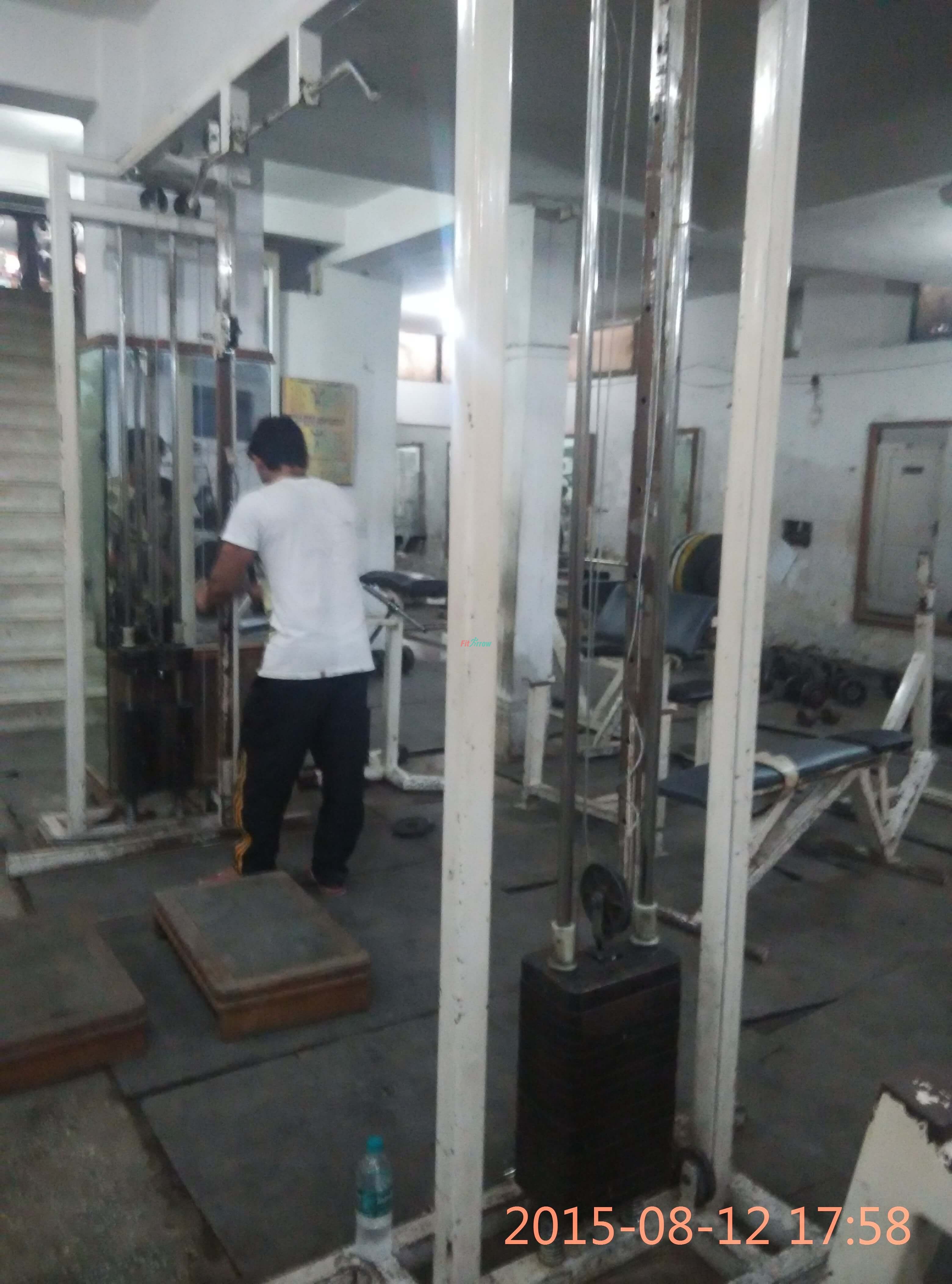 Gyms in Munirka delhi, Gyms with AC in Munirka, Gyms with Free Parking in Munirka, Gyms with Lockers in Munirka, Gyms with Personal Training in Munirka