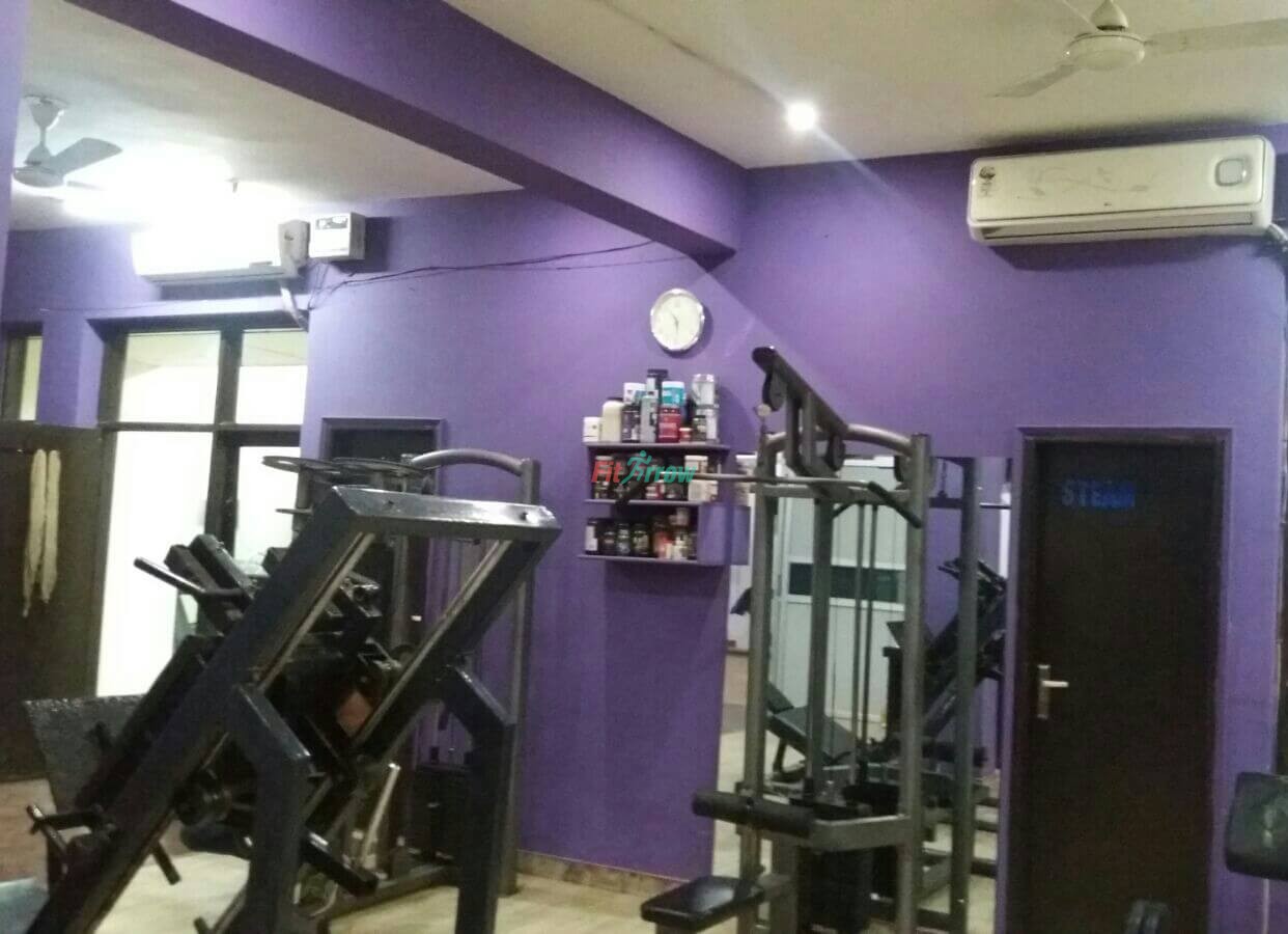 Workout in Ardee City, Sector 52